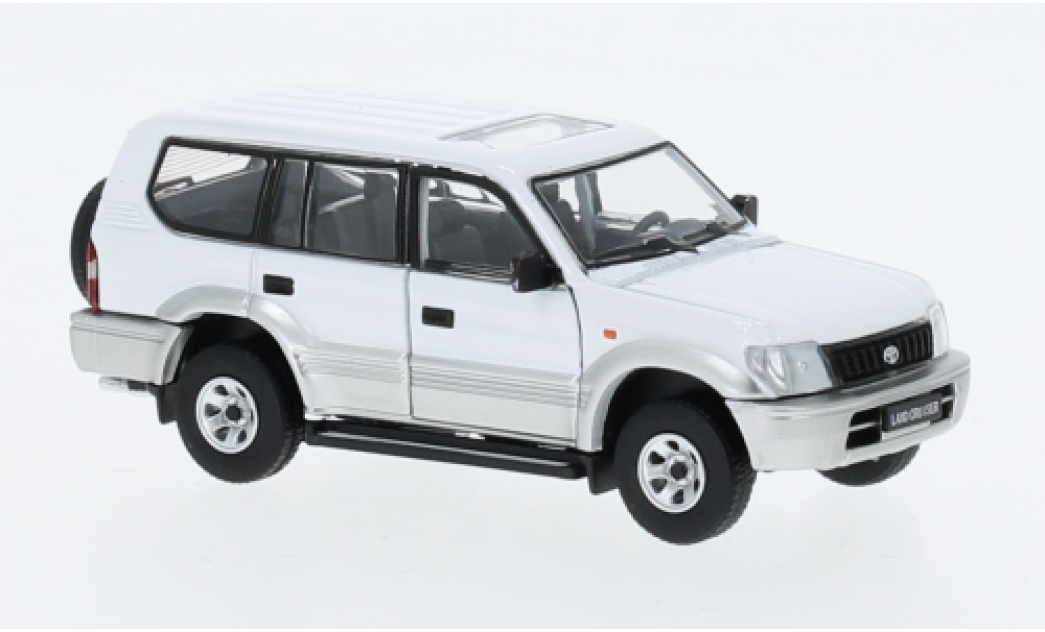 Toyota Land Cruiser 1/64 BM Creations LC95 white/d diecast model cars