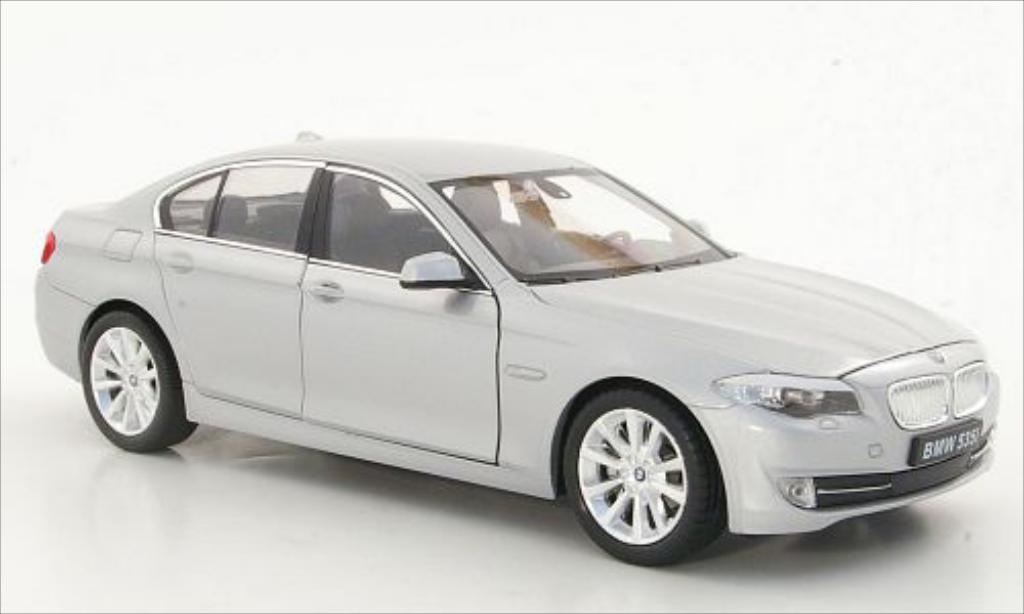 Bmw 535 1/24 Welly i (F10) grey diecast model cars