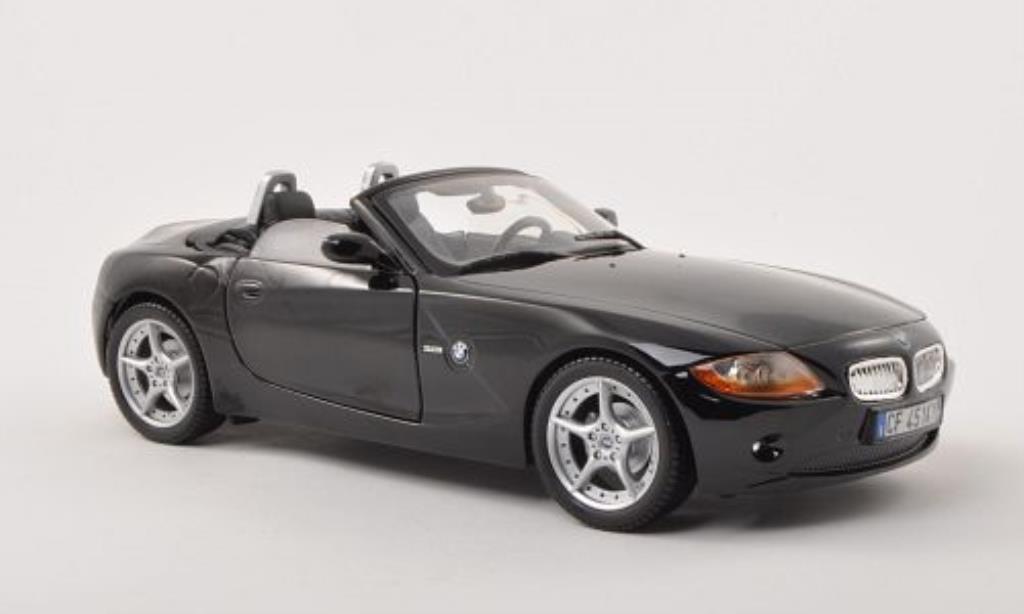 Bmw Z4 E85 1/18 Burago E85 black Verdeck geoffnet 2003 diecast model cars