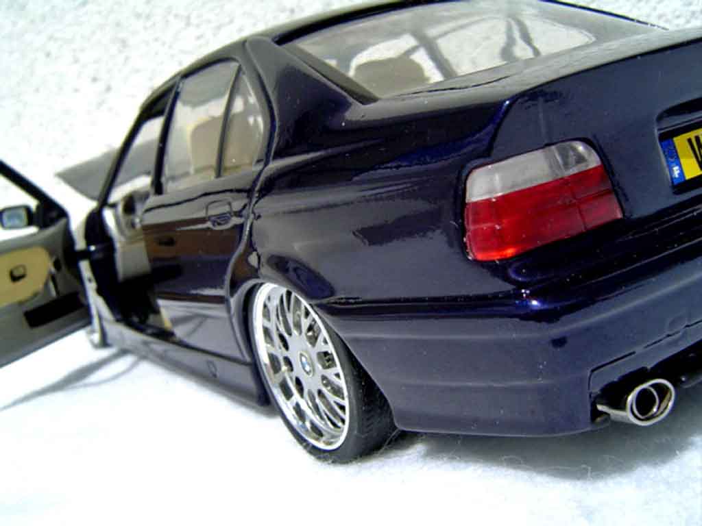 Bmw 325 kit m3 E36 berline tds blue metallized 1/18 Ut Models