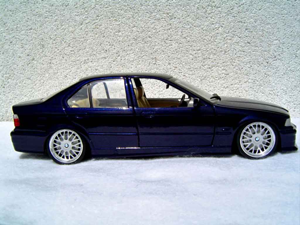Bmw 325 kit m3 E36 berline tds blue metallized 1/18 Ut Models
