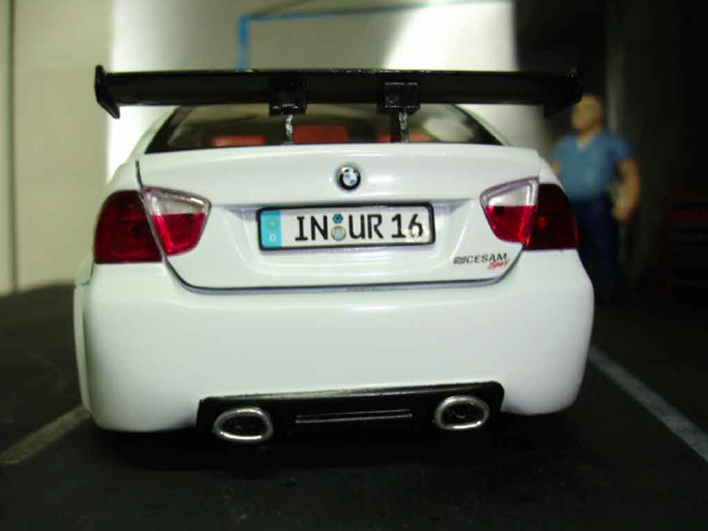 Bmw 330 tuning E90 jantes bbs preparation route tsw 1/18 Welly