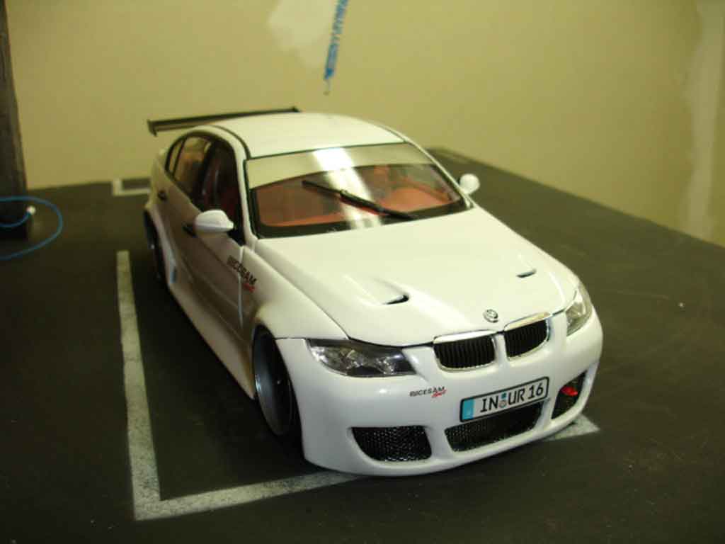 Bmw 330 tuning E90 jantes bbs preparation route tsw 1/18 Welly