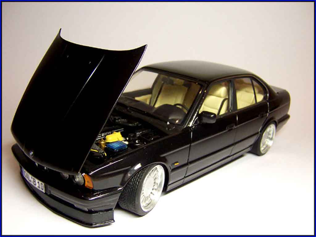 Alpina B10 3.5 1988 i alpina b10 1/18 Minichamps