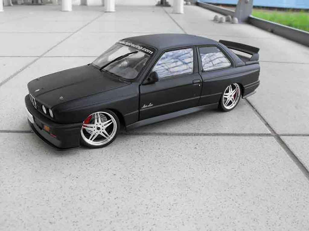 Bmw M3 coupe E30 black echappement inox nos 1/18 Minichamps