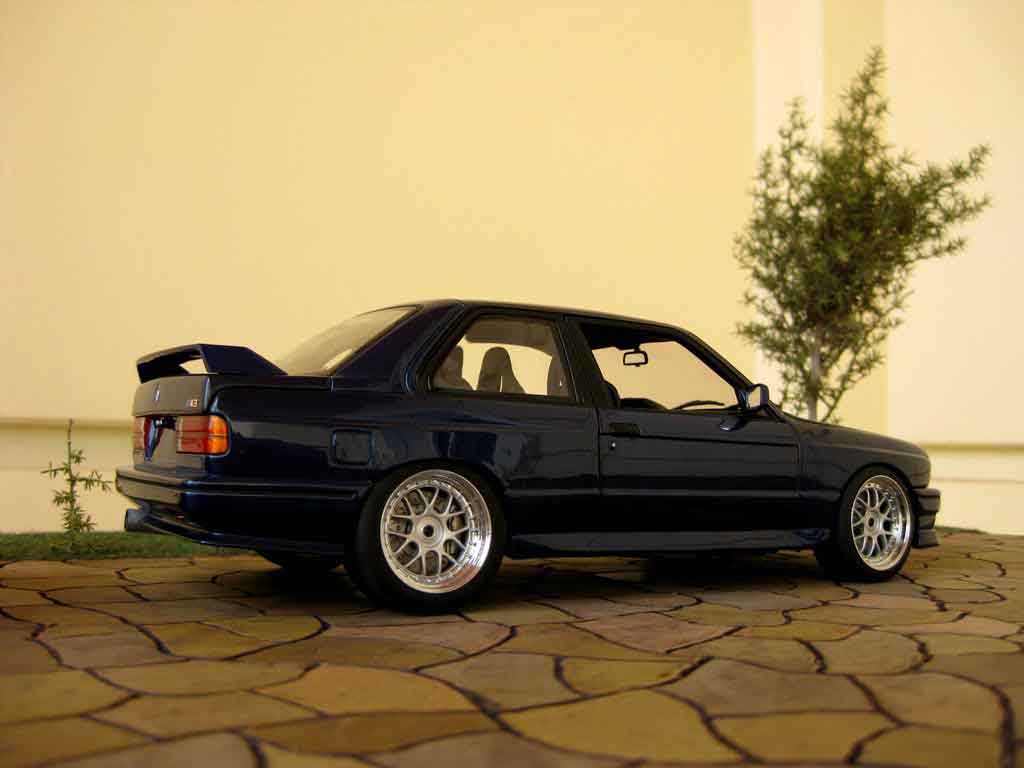 Bmw M3 evo 2 E30 rsi evolution swap moteur v10 1/18 Minichamps