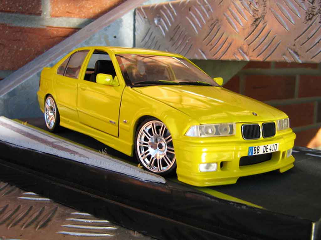 Bmw M3 GTR E36 berline rtr yellow carlux jantes m3 1/18 Ut Models
