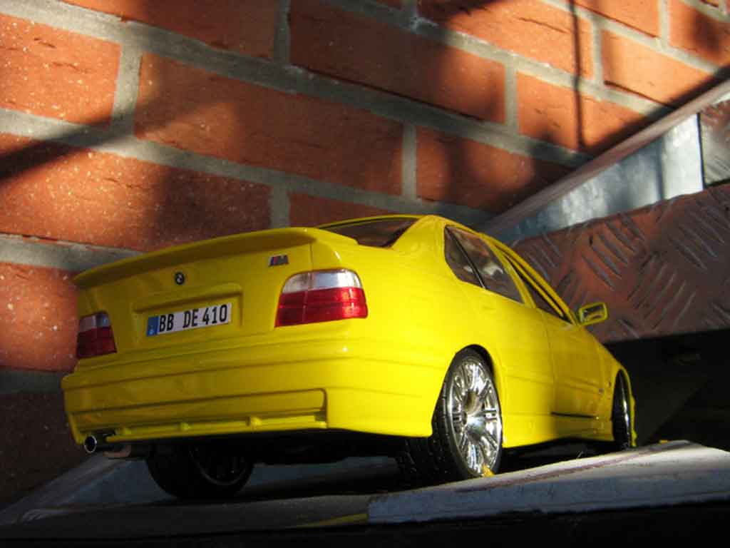 Bmw M3 GTR E36 berline rtr yellow carlux jantes m3 1/18 Ut Models