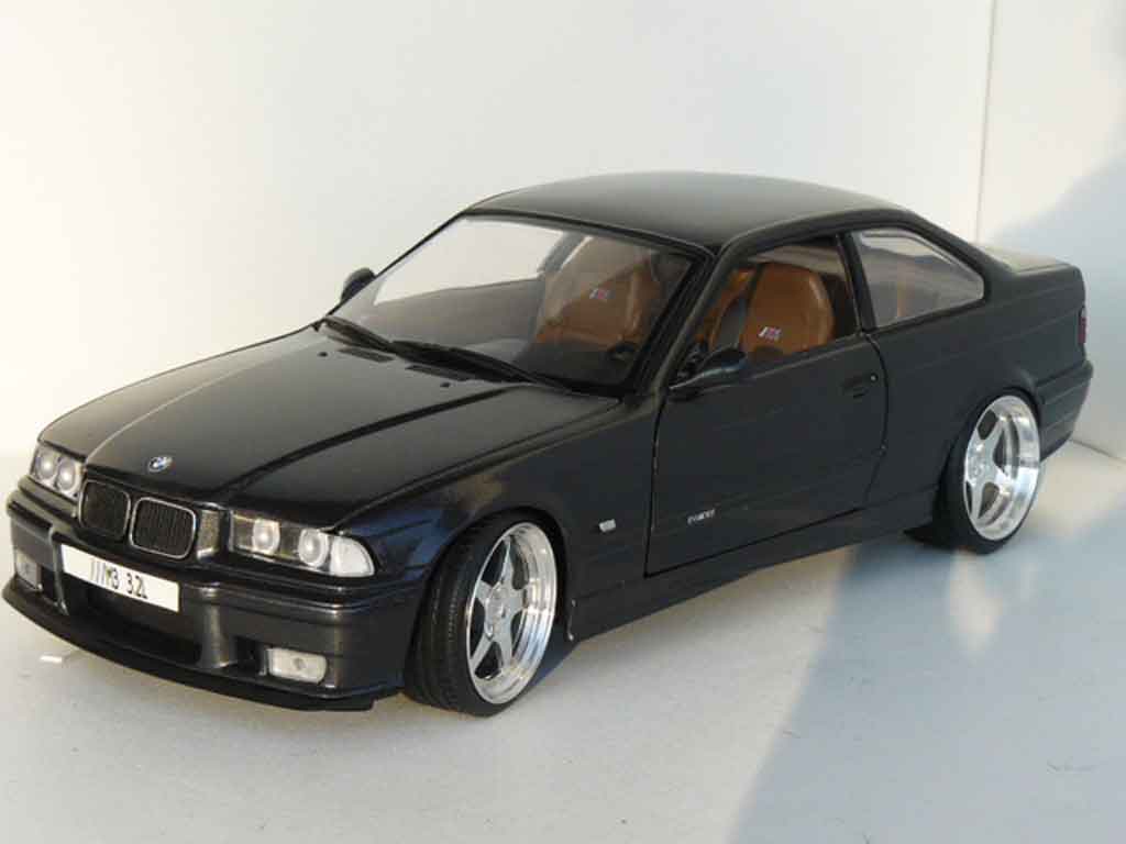 Bmw M3 E36 1/18 Ut Models E36 3.2 l titanium grey diecast model cars