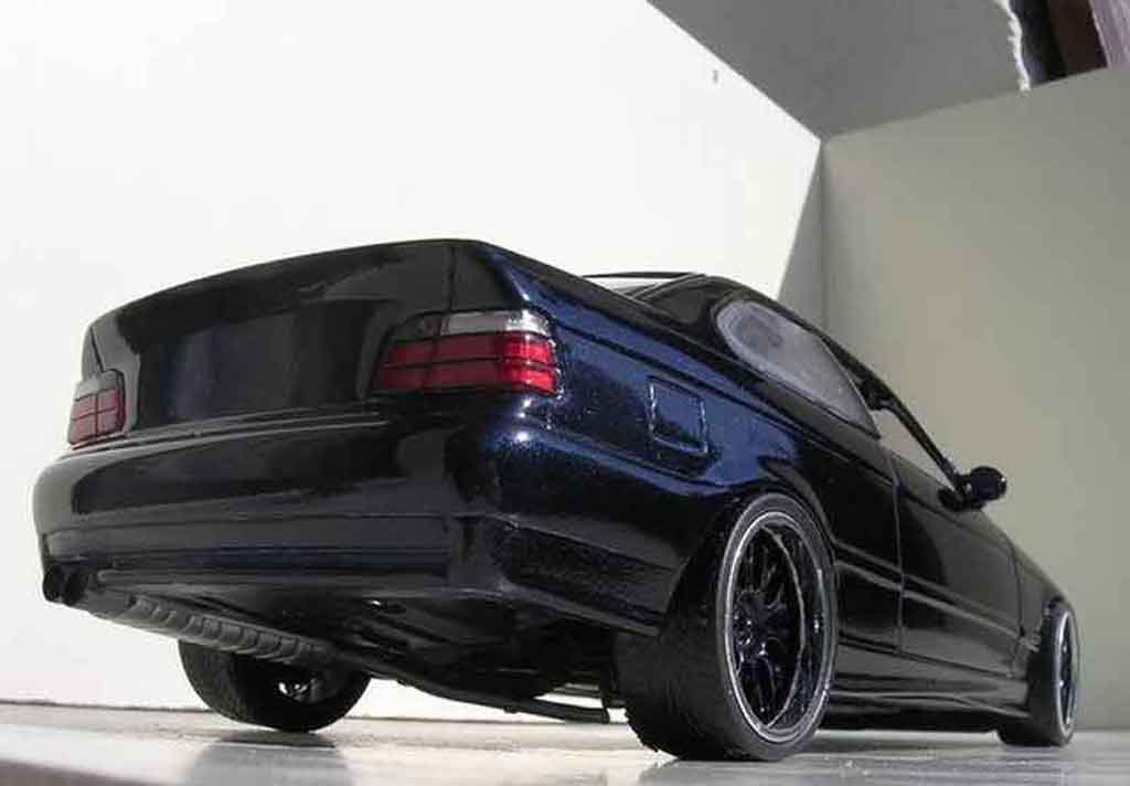 Bmw M3 E36 1/18 Ut Models E36 dark blue diecast model cars