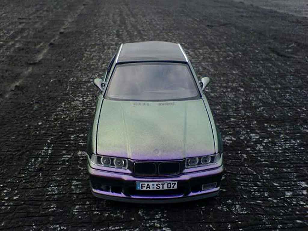 Bmw M3 coupe E36 peinture cameleon jantes m5 1/18 Ut Models