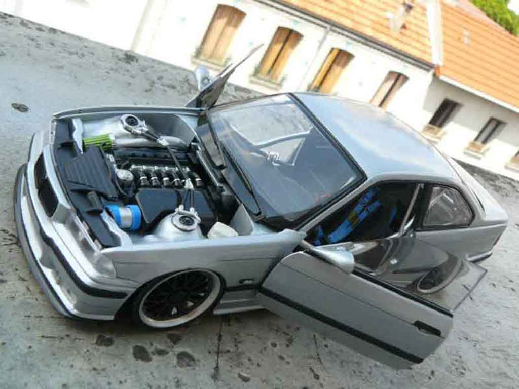 Bmw M3 E36 1/18 Ut Models E36 preparation drift avec turbo diecast model cars