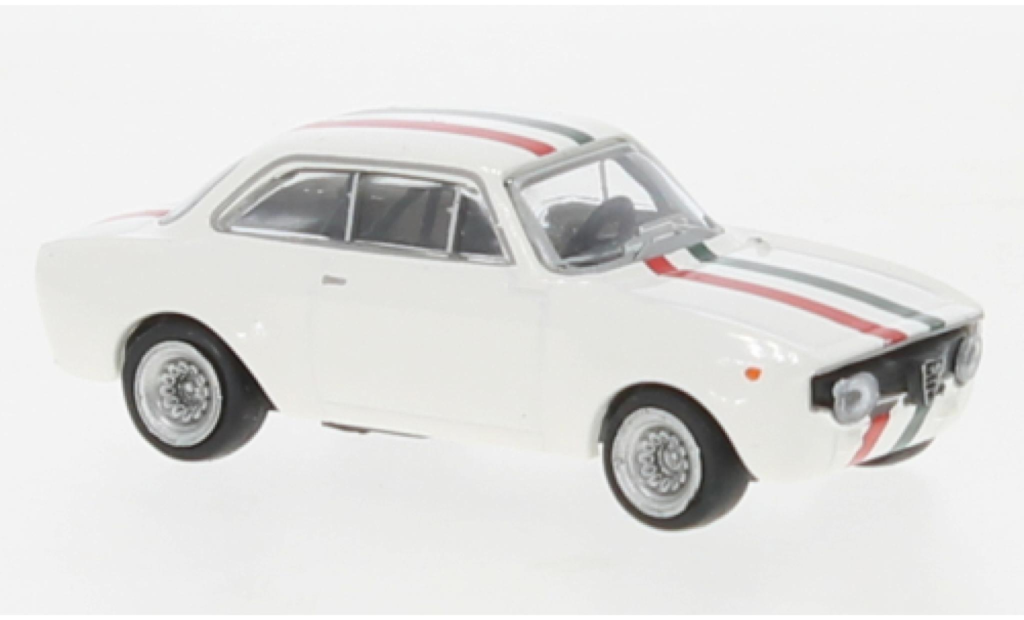 Alfa Romeo GT 1/87 Brekina A 1300 Italia 1971 diecast model cars
