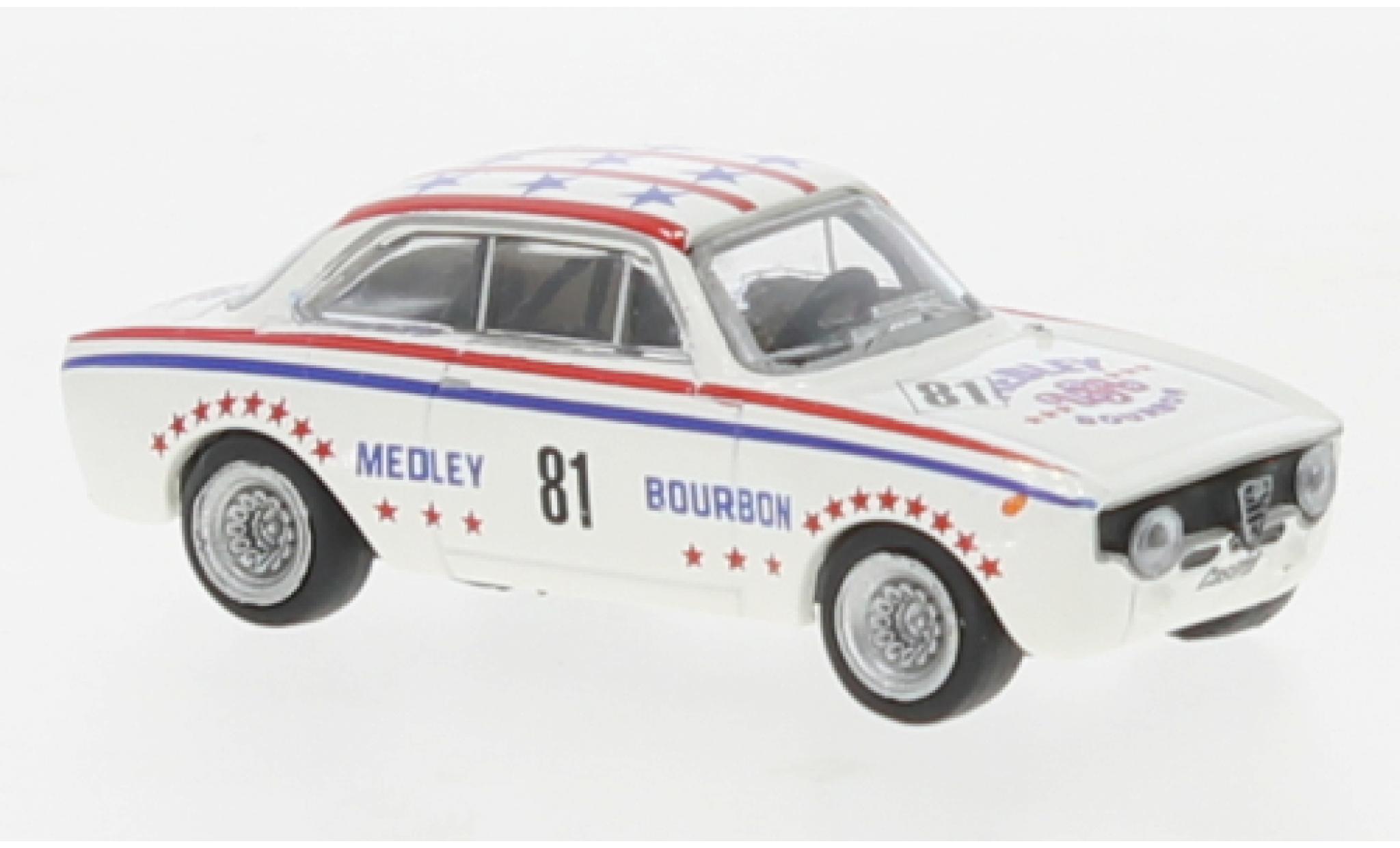 Alfa Romeo GT 1/87 Brekina A 1300 Medley Bourbon 1971 diecast model cars