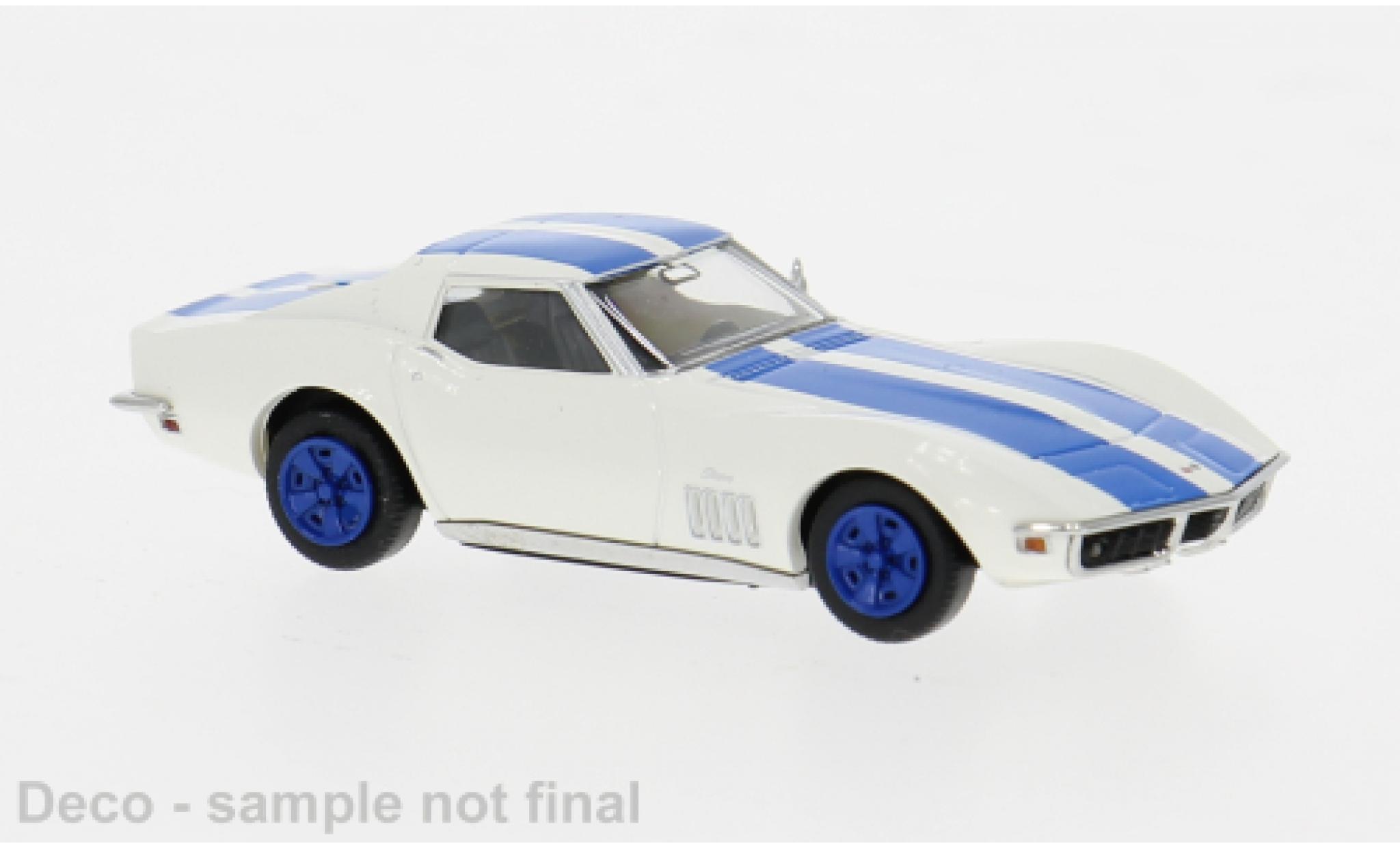 Chevrolet Corvette 1/87 Brekina C3 white/blue 1967 1:87 diecast model cars