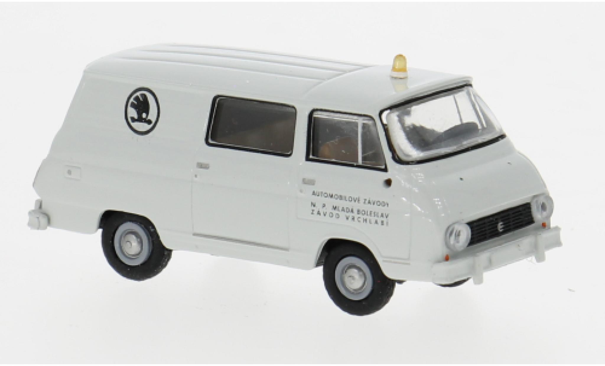 Skoda 1203 1/87 Brekina Halbbus 1968 1:87 diecast model cars