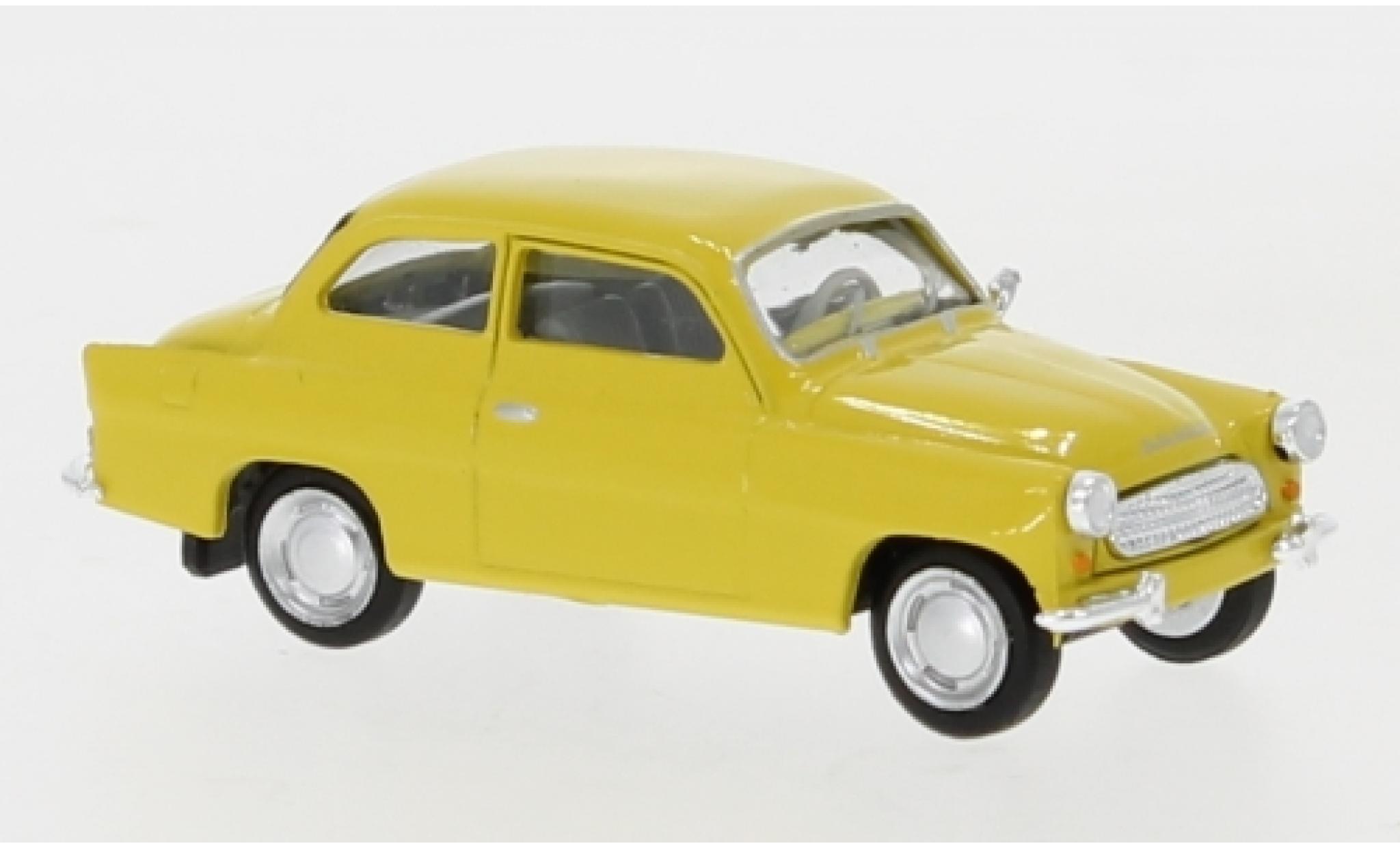 Skoda Octavia 1/87 Brekina yellow 1960 diecast model cars