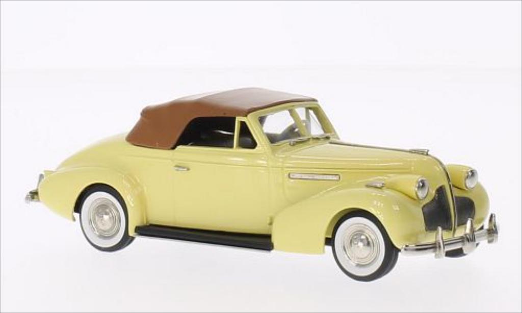 Buick Century 1/43 Brooklin Convertible Coupe M66-C yellow/brown 1939 diecast model cars