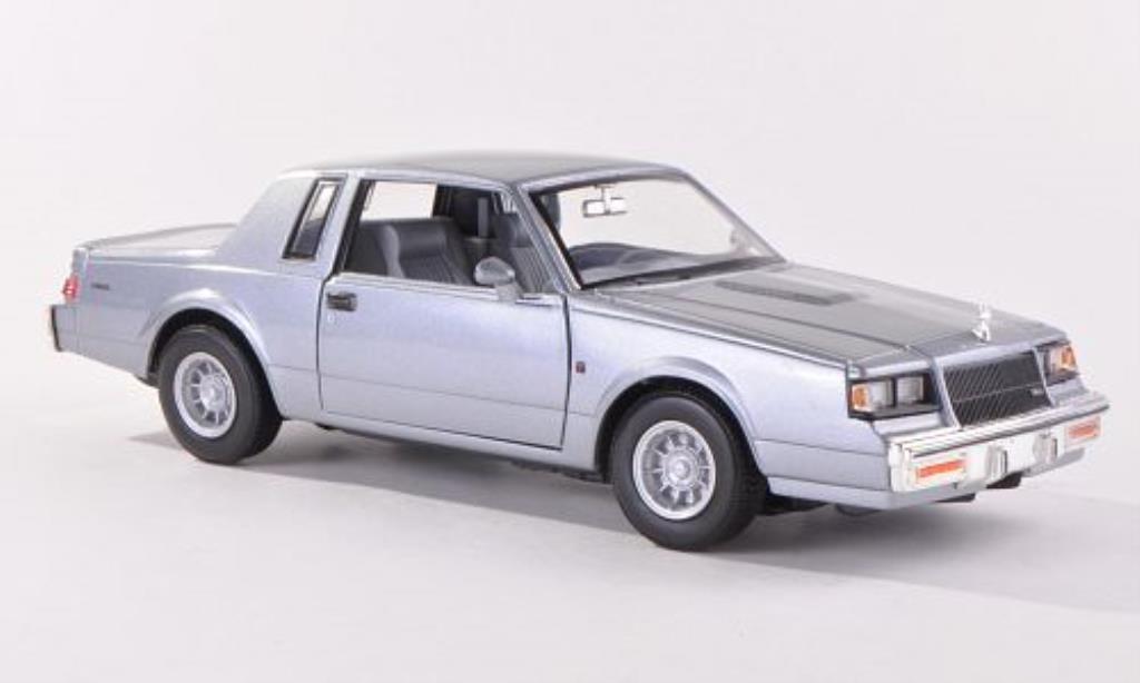 Buick Regal 1/24 Motormax grey 1987 diecast model cars