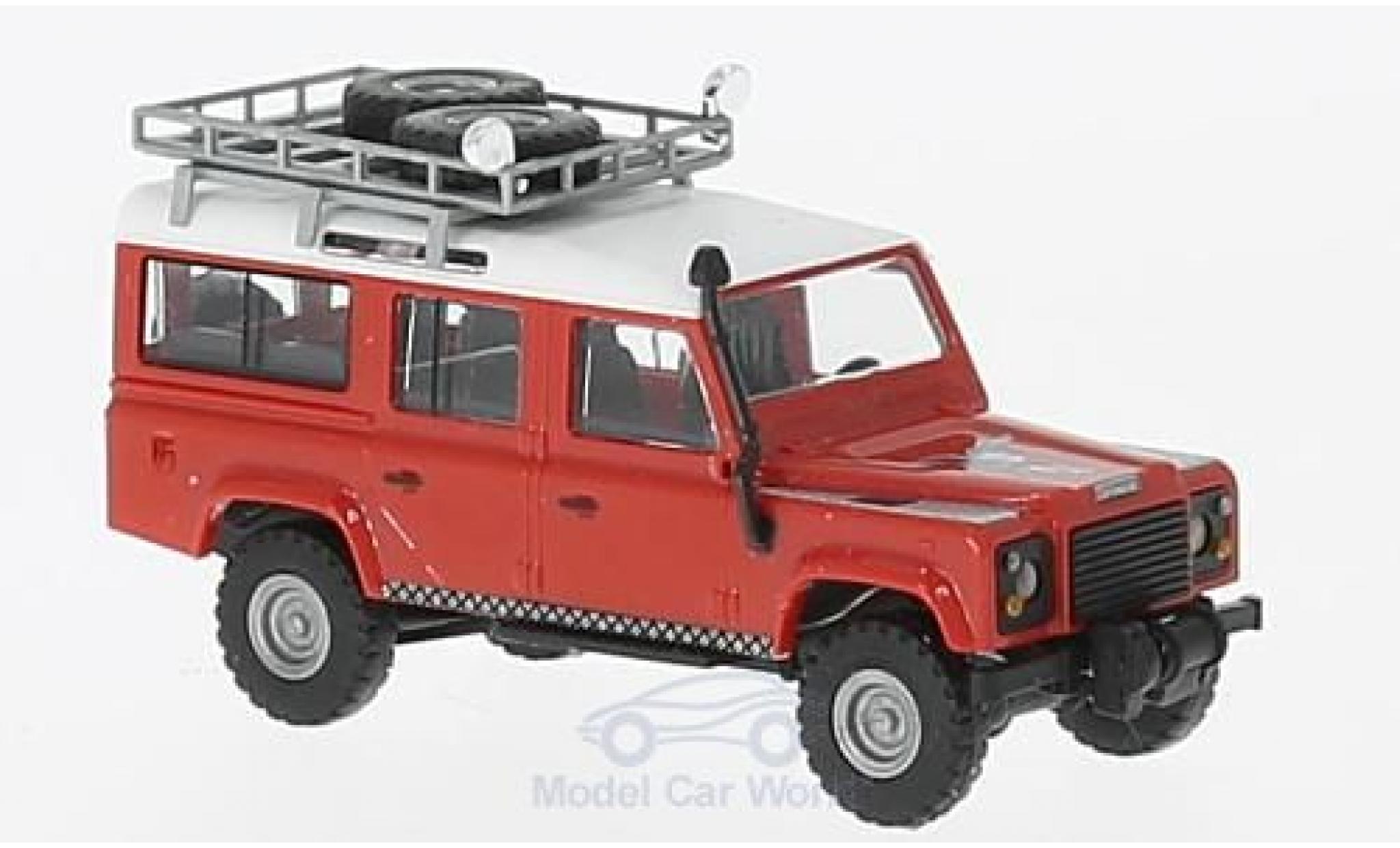 Land Rover Defender 1/87 Busch red/white Lion 1983 mit Dachgep&auml;cktr&auml;ger und zwei Ersatzreifen diecast model cars