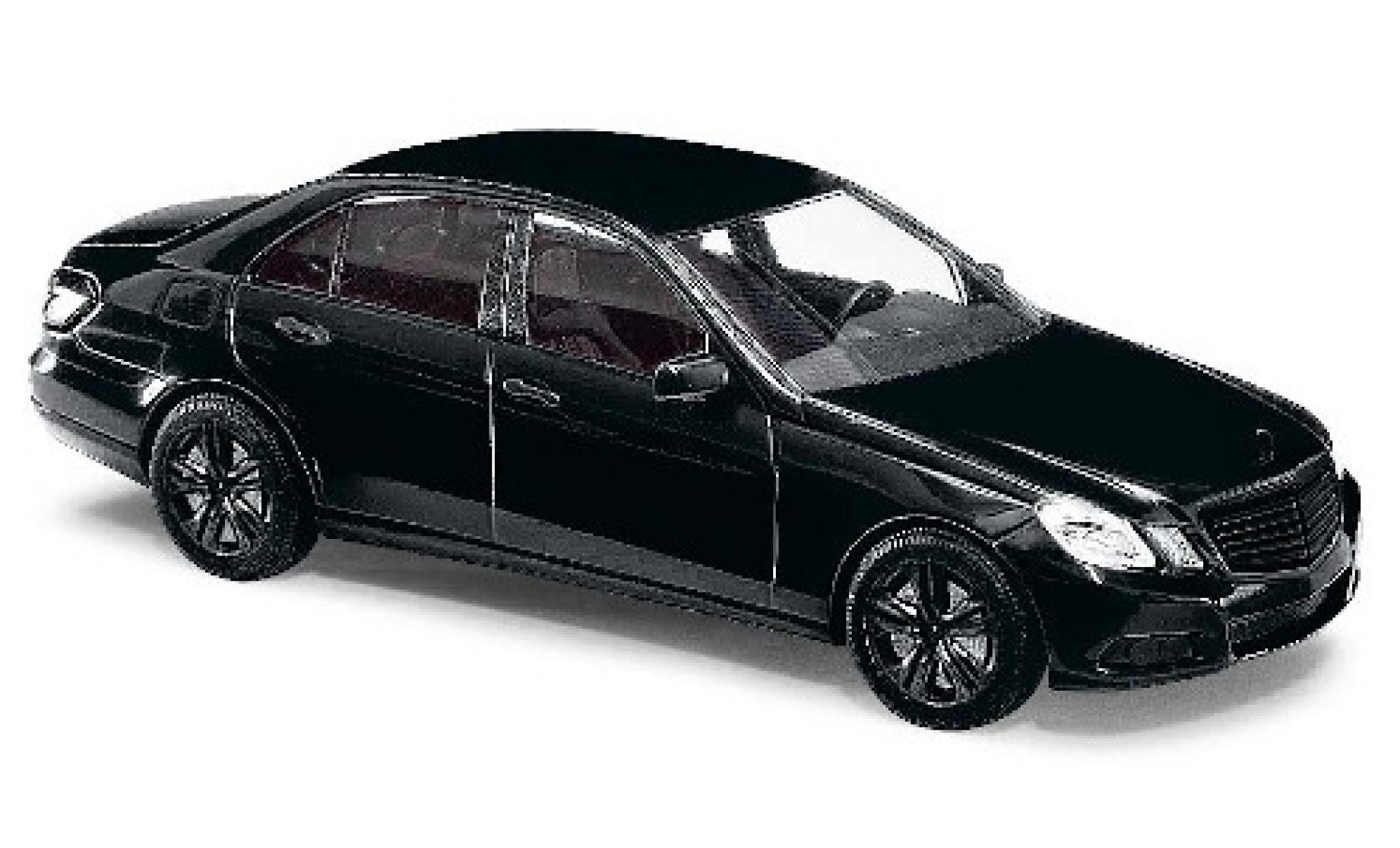 Mercedes Classe E 1/87 Busch (W212) metallic black Black Edition diecast model cars