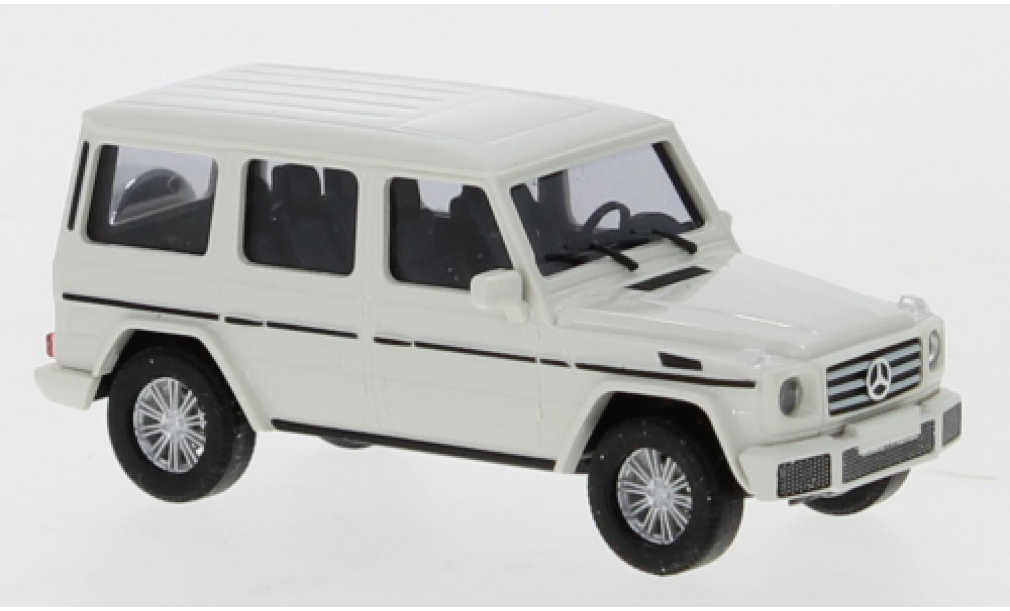 Mercedes Classe G 1/87 Busch (W463) white avec plus Sto&szlig;stange diecast model cars