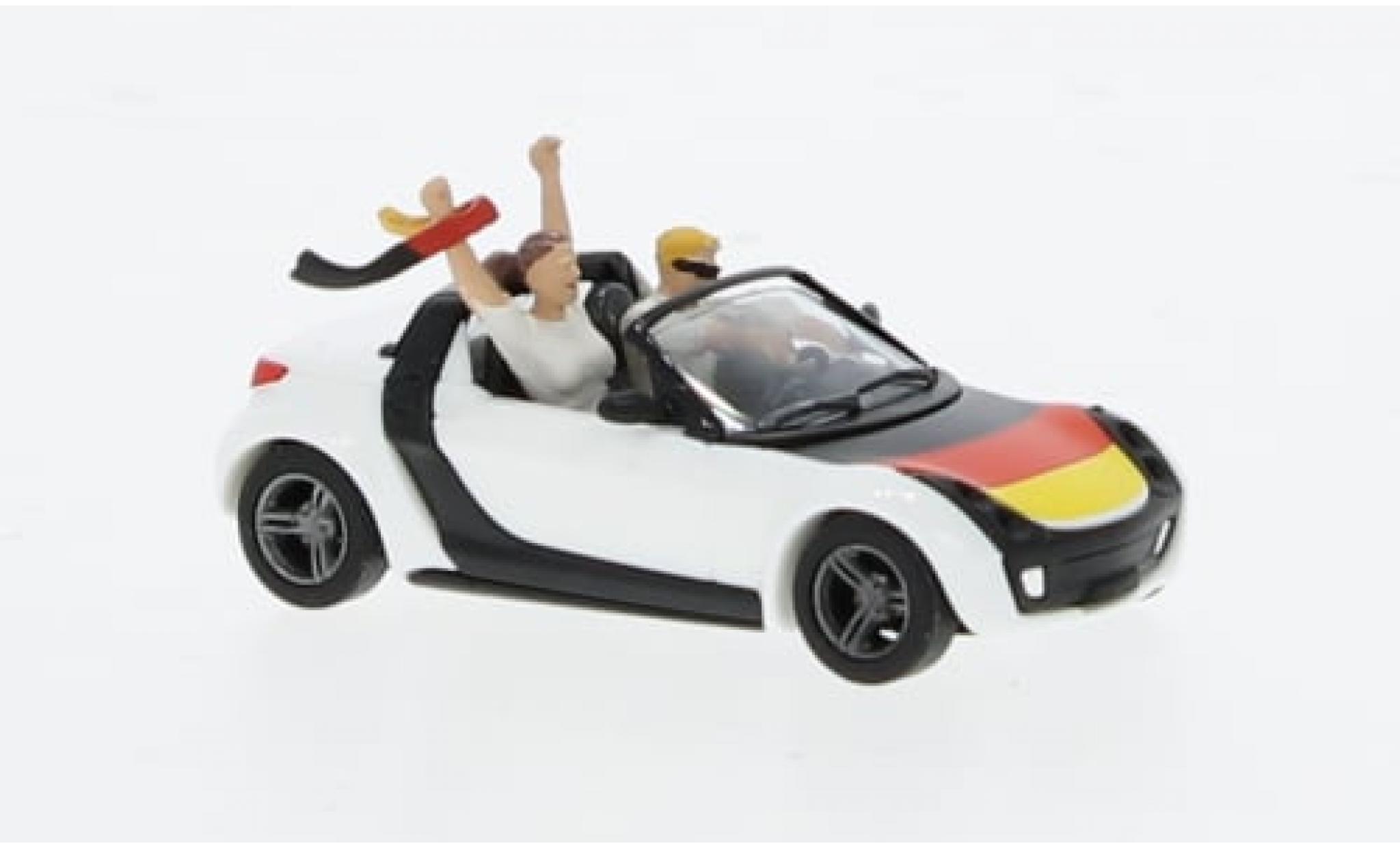 Smart Roadster 1/87 Busch Fu&szlig;ball-Fieber 2024 1:87 diecast model cars