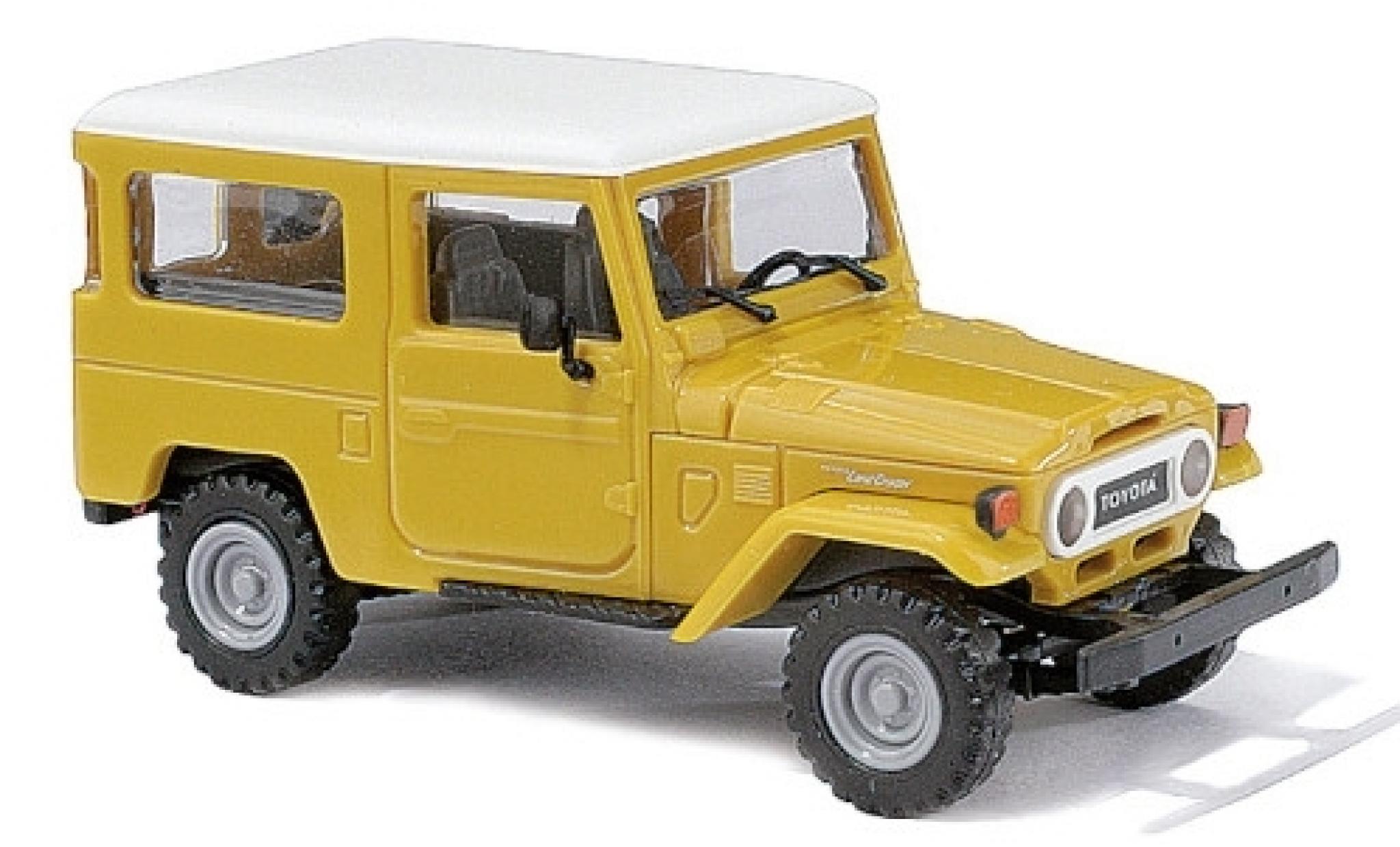 Toyota Land Cruiser 1/87 Busch J4 yellow/white 1960 diecast model cars