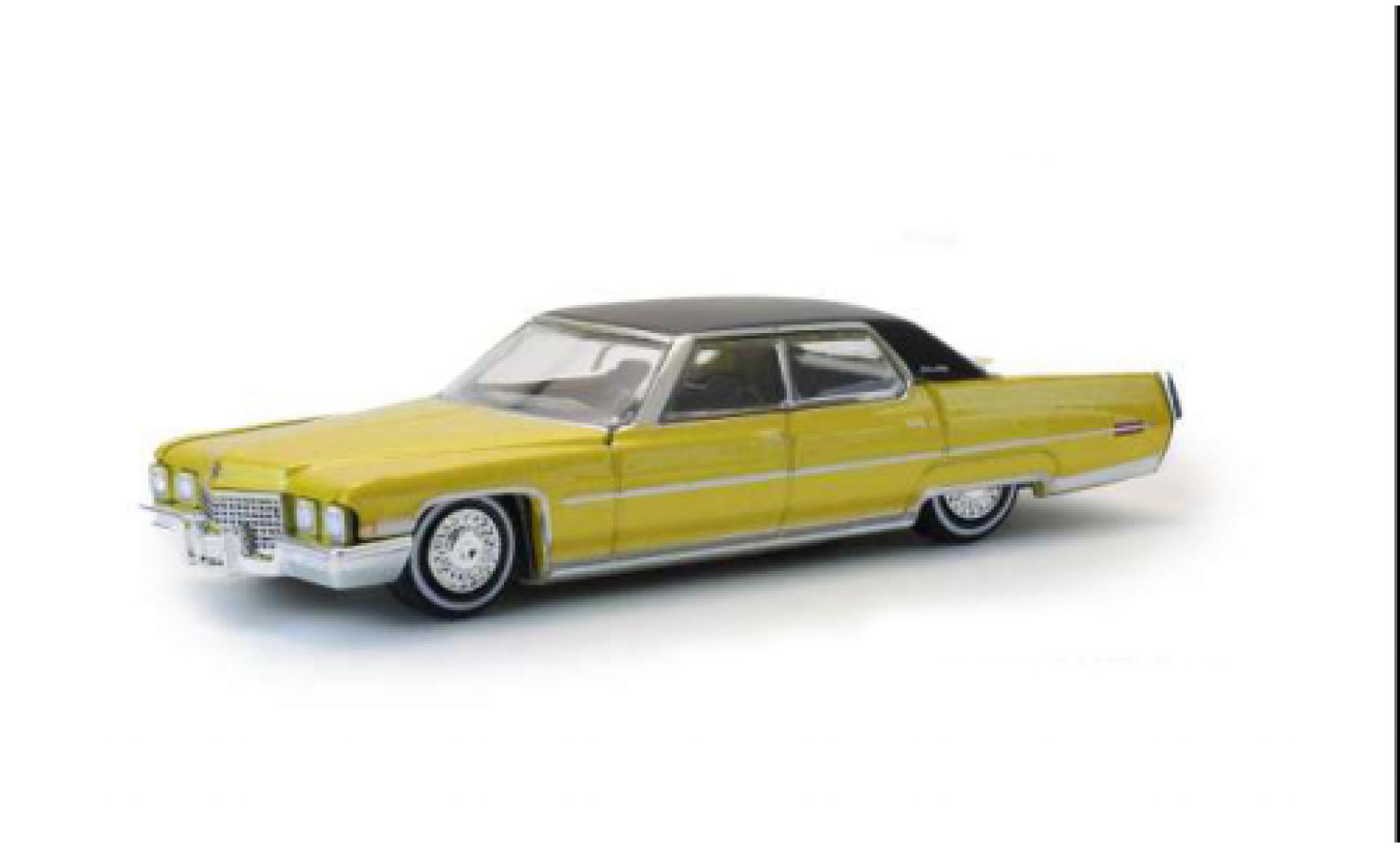 Cadillac Sedan 1/64 Greenlight DeVille yellow/black 1971 1:64 diecast model cars