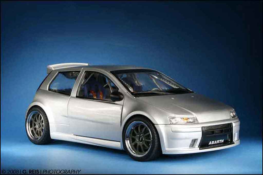 Fiat Punto 1/18 Ricko super 1600 street diecast model cars