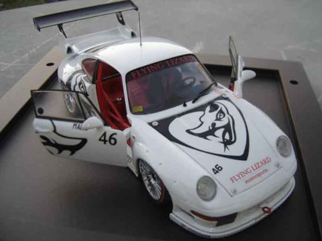 Porsche 993 GT2 1/18 Ut Models GT2 evo flying lizard diecast model cars