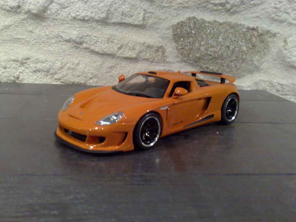 Gemballa Mirage GT orange 1/18 Maisto