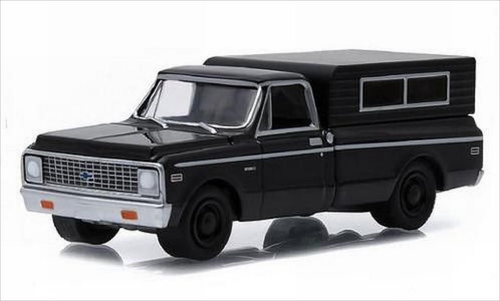 Chevrolet C-10 1/64 Greenlight Camper black/matt-black 1972 diecast model cars
