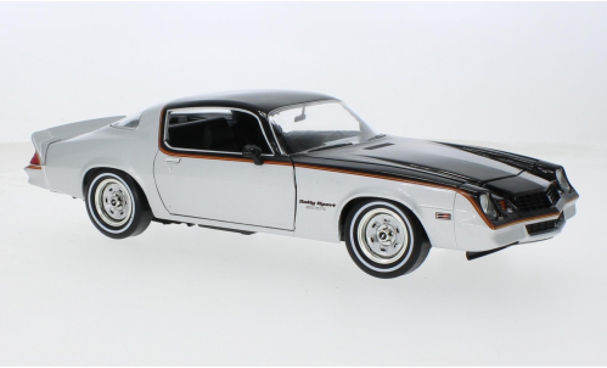 Chevrolet Camaro 1/18 Greenlight silver 1:18 diecast model cars