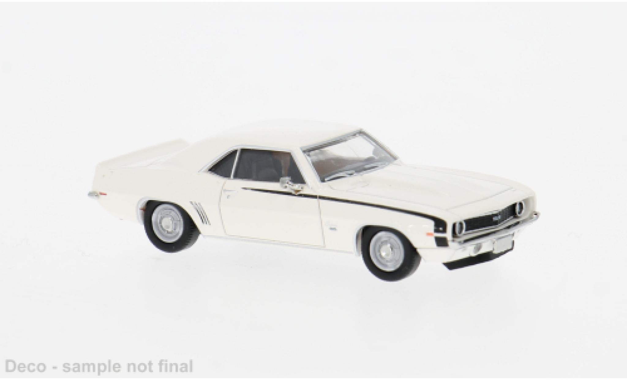 Chevrolet Camaro 1/87 Brekina white 1969 1:87 diecast model cars