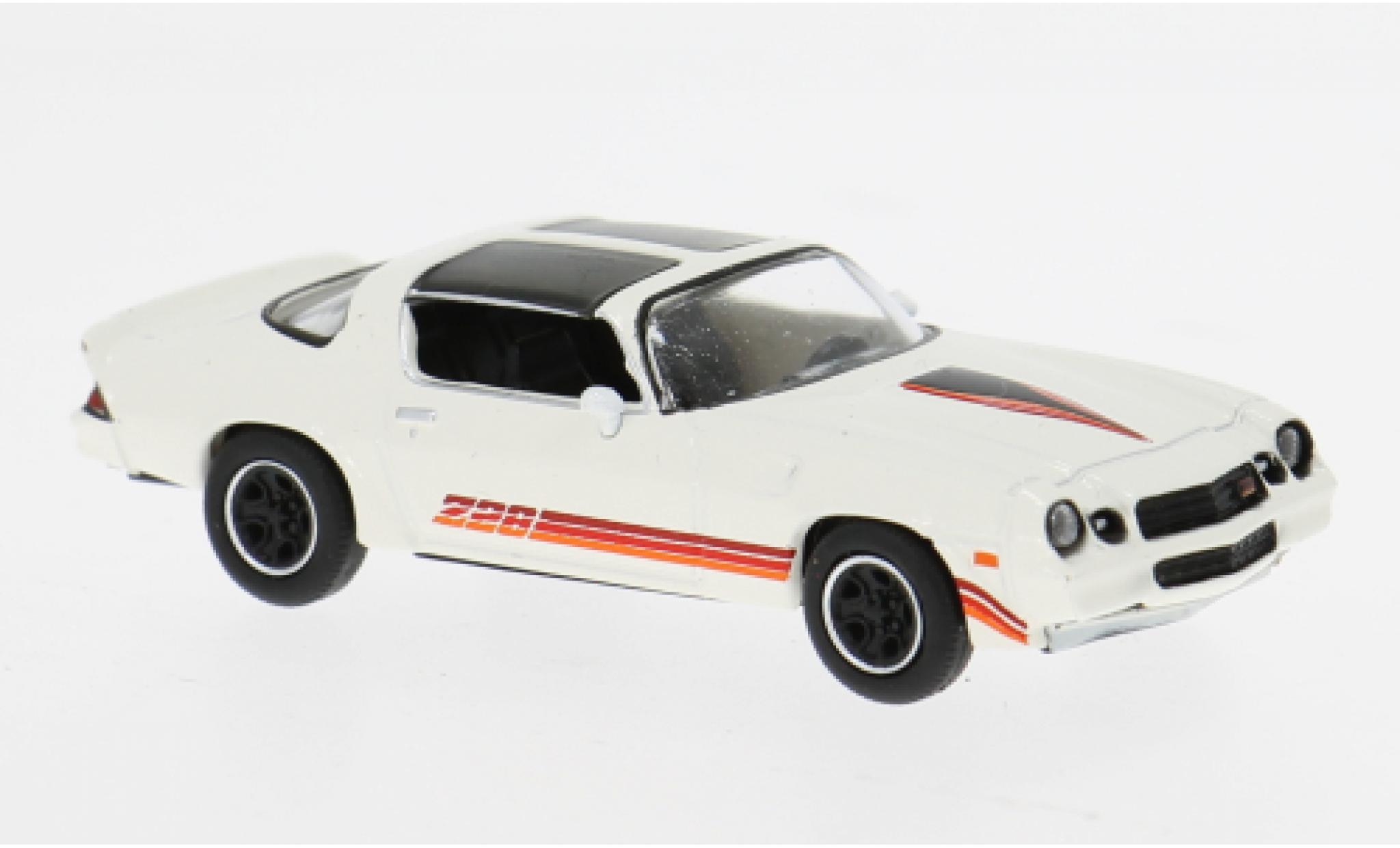 Chevrolet Camaro 1/87 Brekina Z28 white 1980 1:87 diecast model cars
