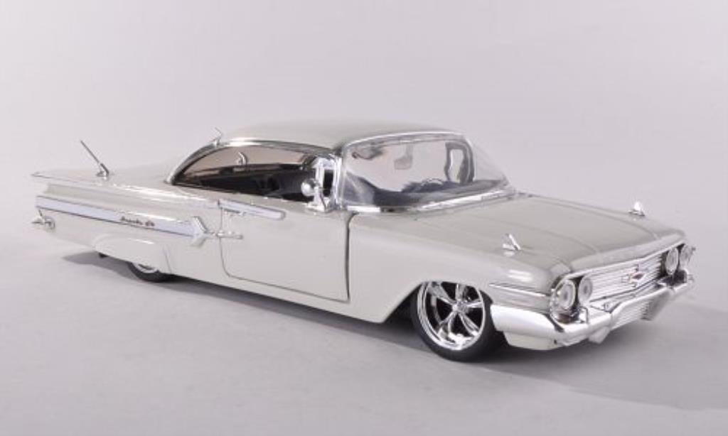 Chevrolet Impala 1/24 Jada Toys white 1960 diecast model cars