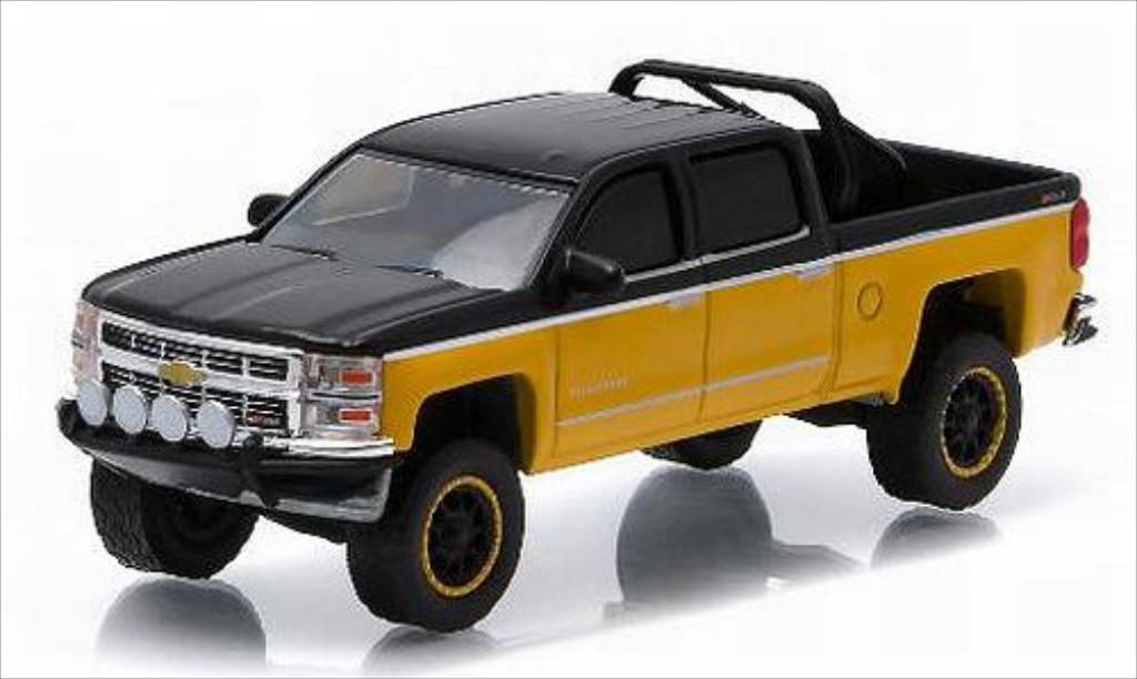 Chevrolet Silverado 1/64 Greenlight 1500 yellow/black 2015 diecast model cars