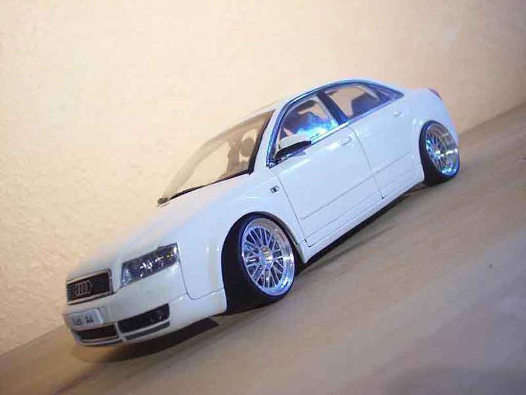 Audi A4 berline white jantes bbs 1/18 Minichamps