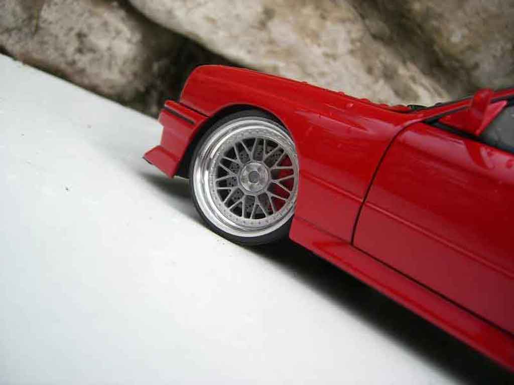 Bmw M3 coupe jantes BBS E30 red pneux taille basse 1/18 Autoart