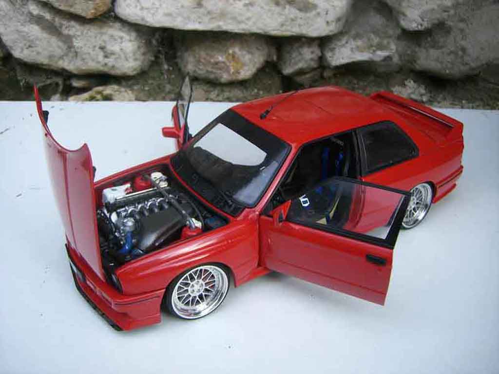 Bmw M3 coupe jantes BBS E30 red pneux taille basse 1/18 Autoart