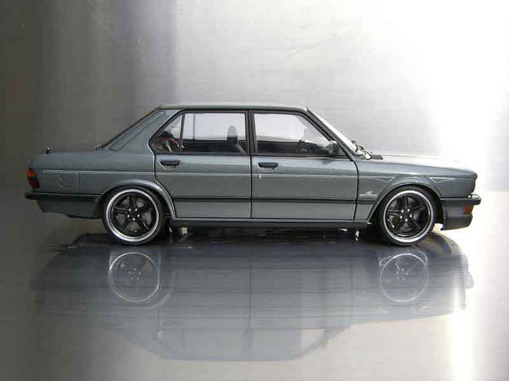 Bmw M5 tuning E28 ac schnitzer 1/18 Autoart