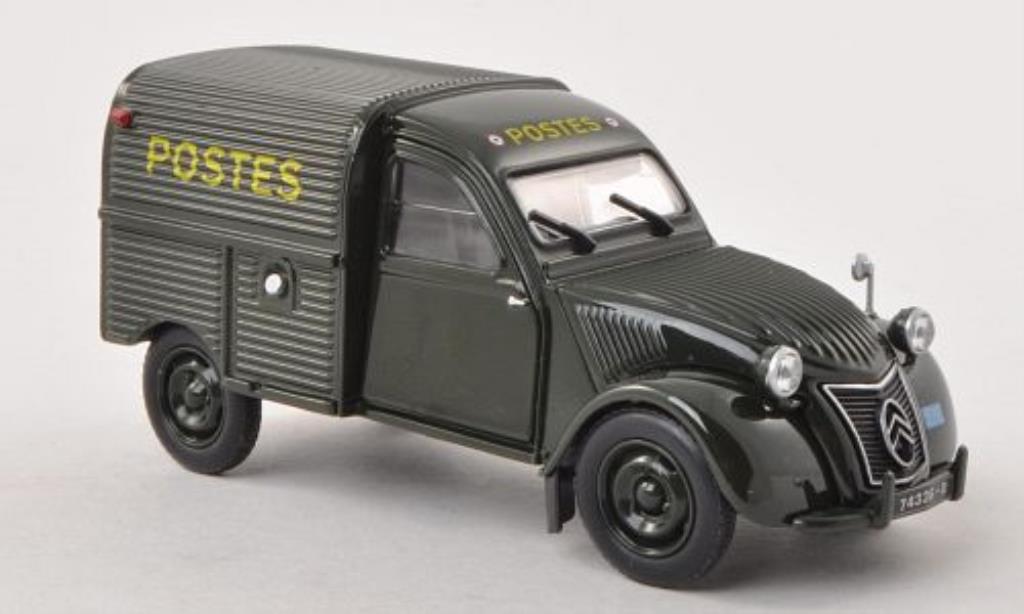 Citroen 2CV 1/32 Universal Hobbies La Poste diecast model cars