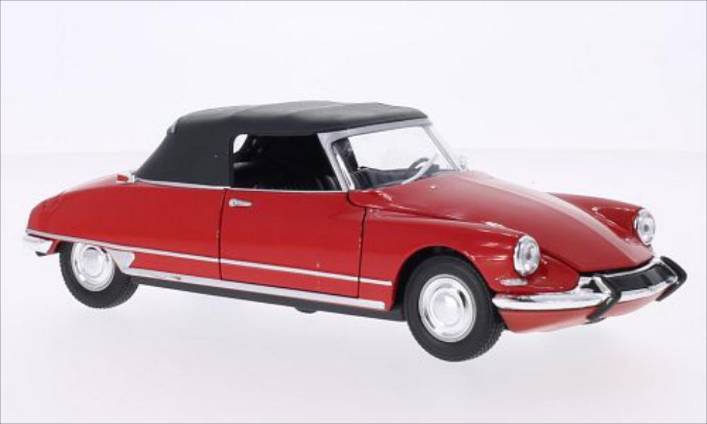 Citroen DS 19 1/24 Welly 19 Convertible red diecast model cars
