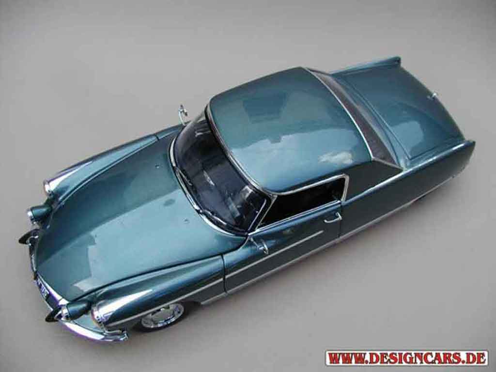 Citroen DS 19 henri chapron coupe le dandy 1/18 Sun Star