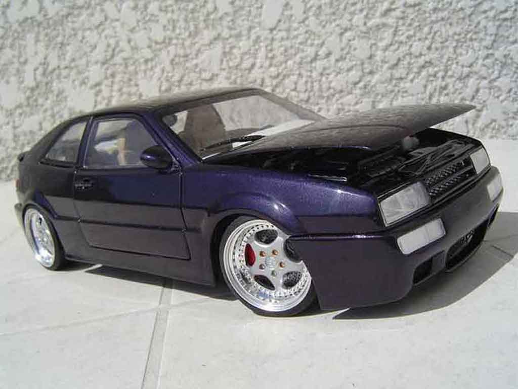 Volkswagen Corrado VR6 jantes porsche 1/18 Revell