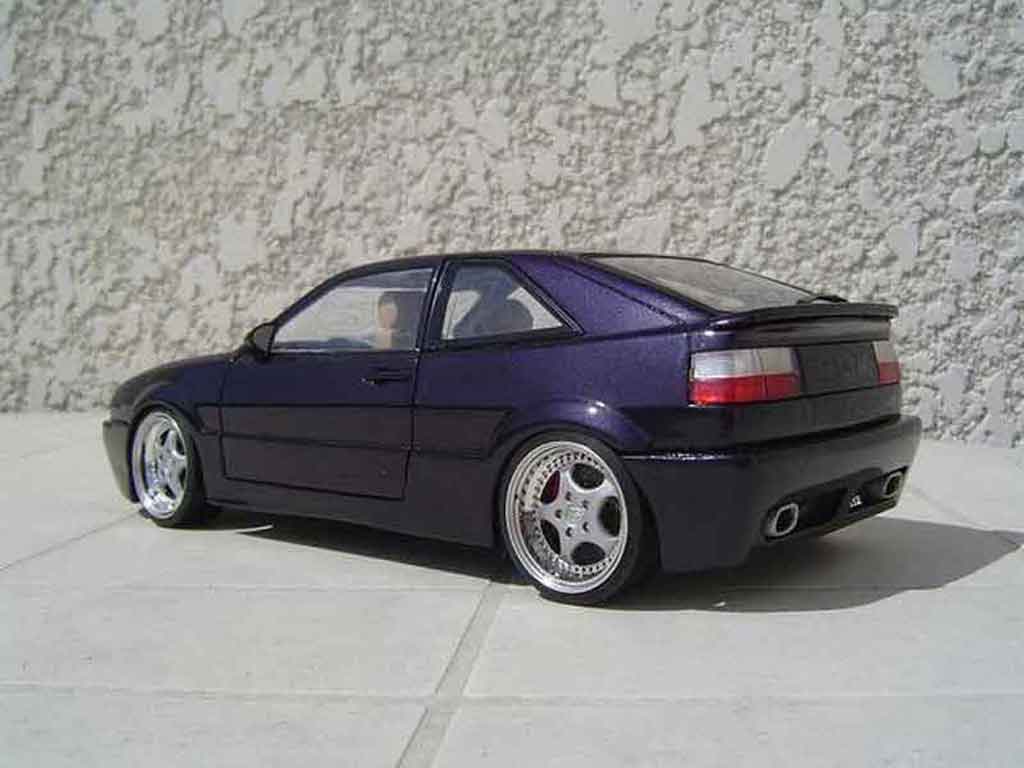 Volkswagen Corrado VR6 jantes porsche 1/18 Revell