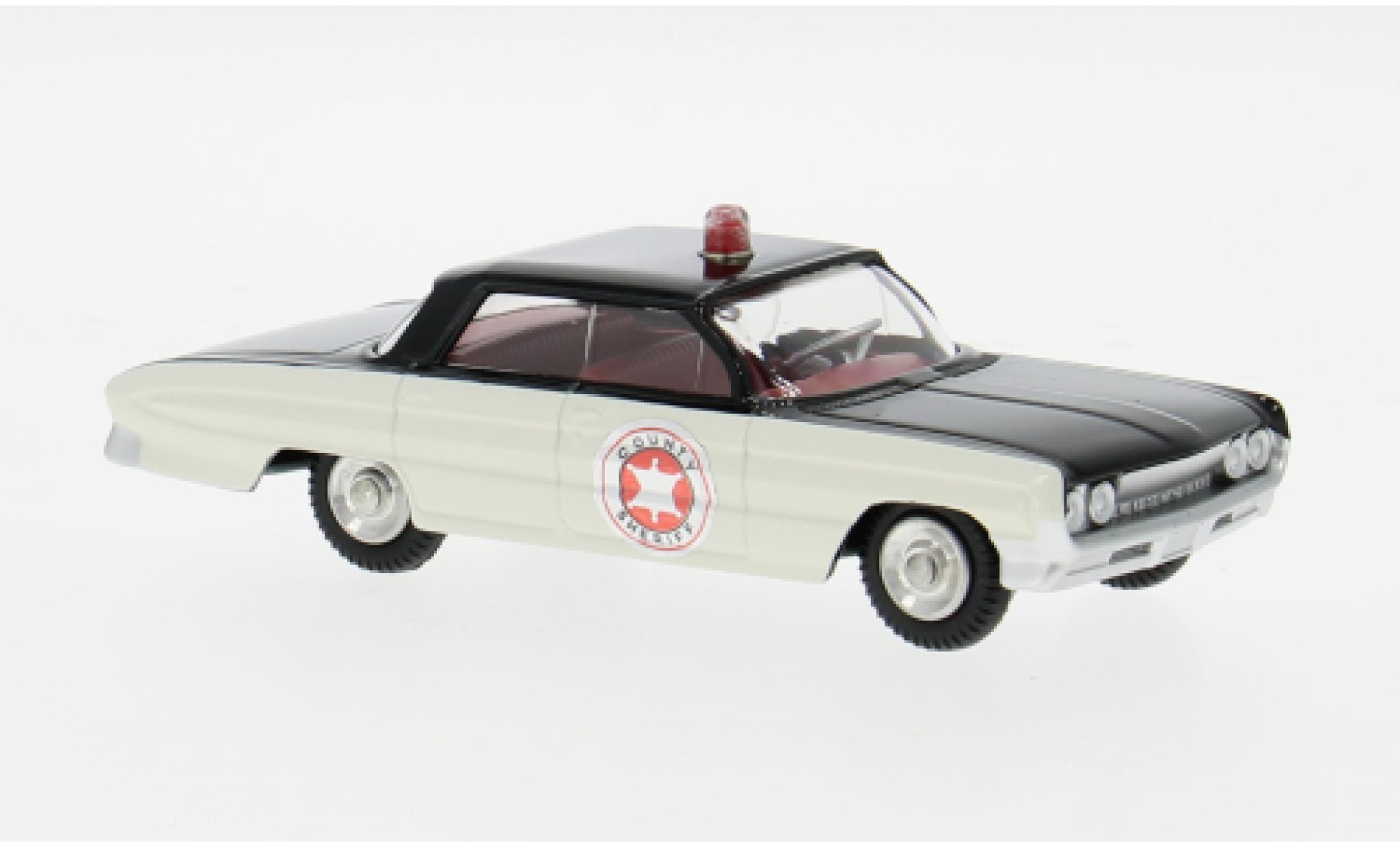 Oldsmobile Super 88 1/48 Corgi white/black 1962 1:48 diecast model cars