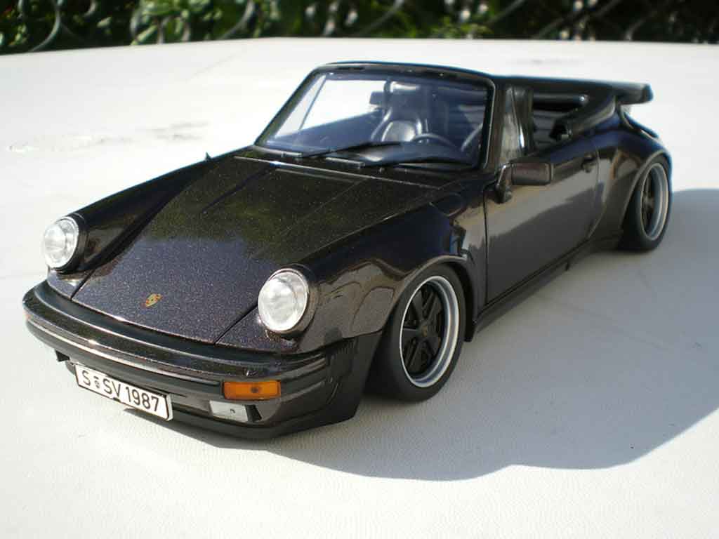 Porsche 911 Turbo 3.3 cabriolet 1/18 Norev
