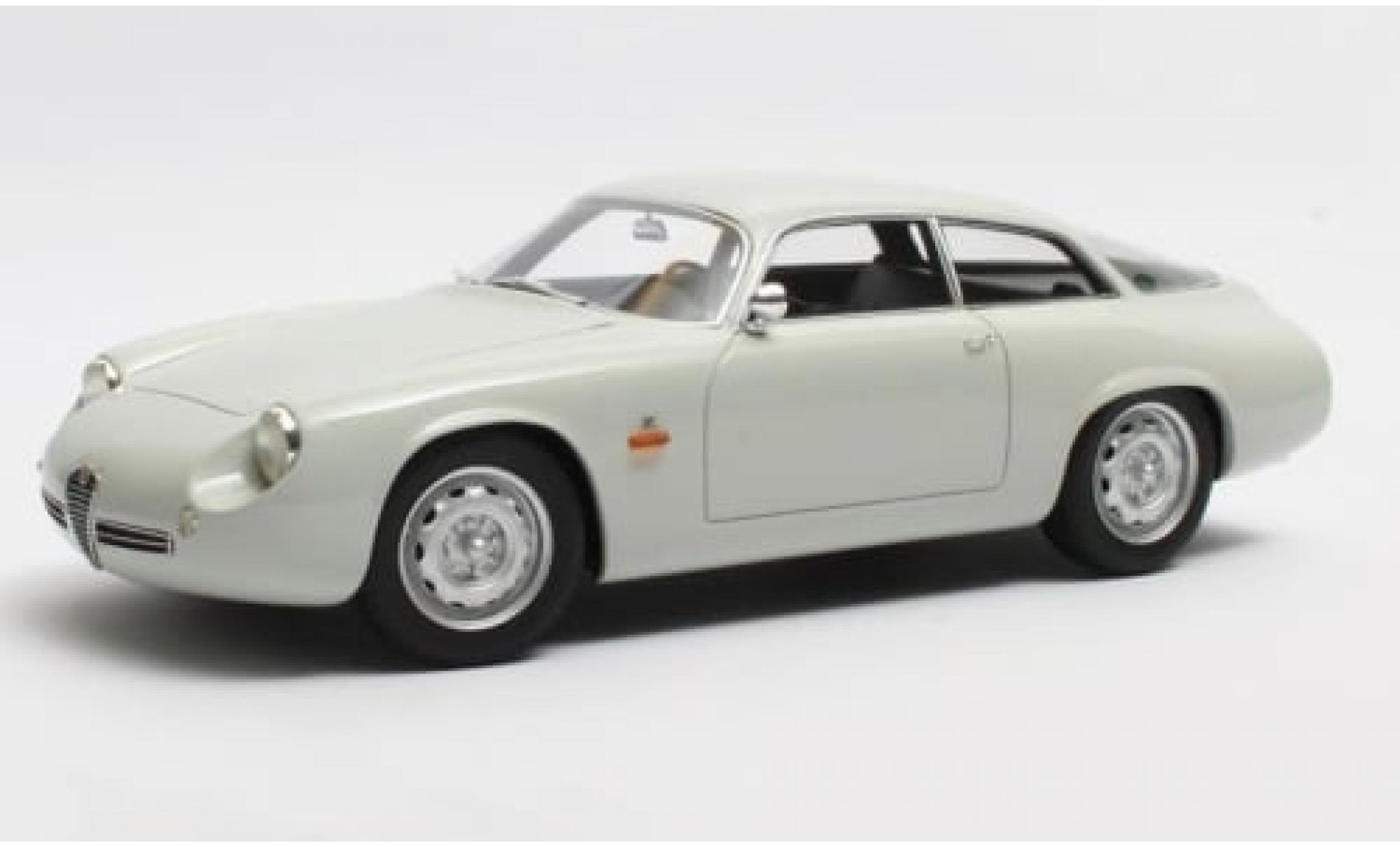 Alfa Romeo Giulietta 1/18 Cult Scale Models Sprint Zagato Coda Tronca white 1961 1:18 diecast model cars